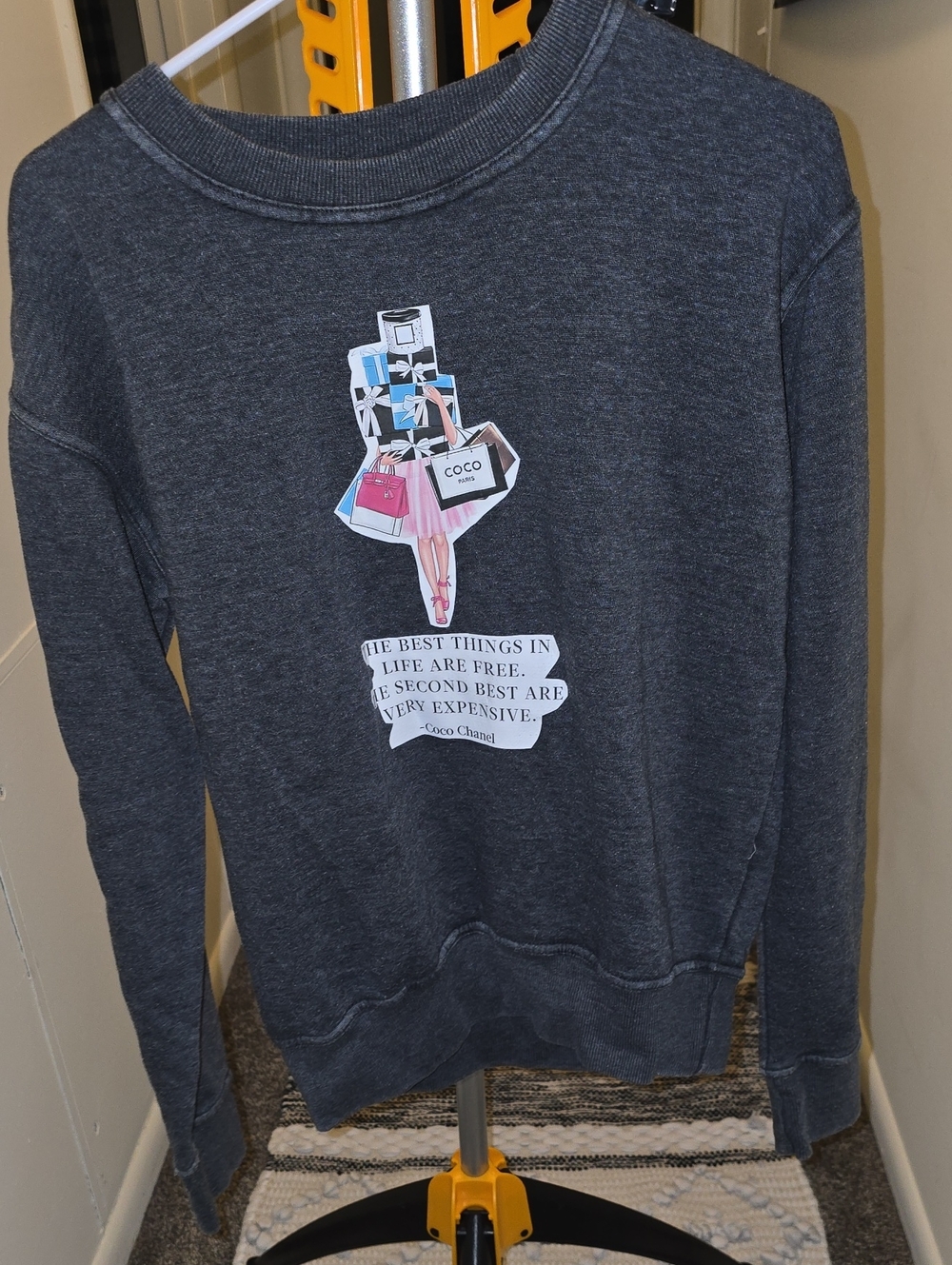 Gray Sweatshirt with Fashion Illustration and 'COCO Paris' Bag
